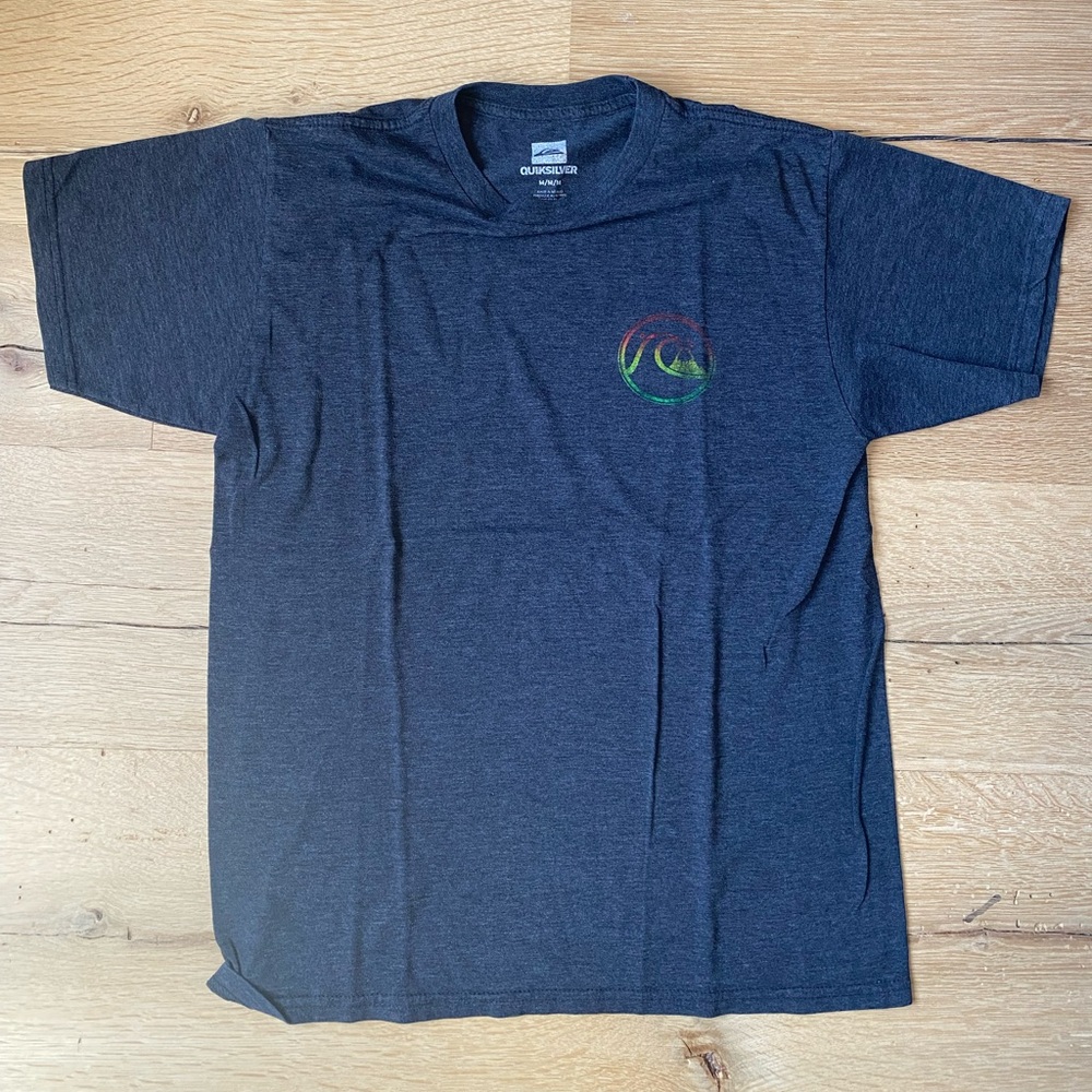 Quicksilver men’s graphic t size M